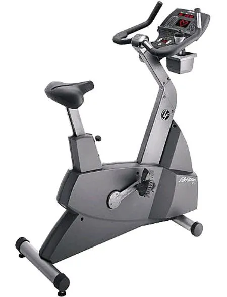 Life Fitness 95Ci Upright Bike