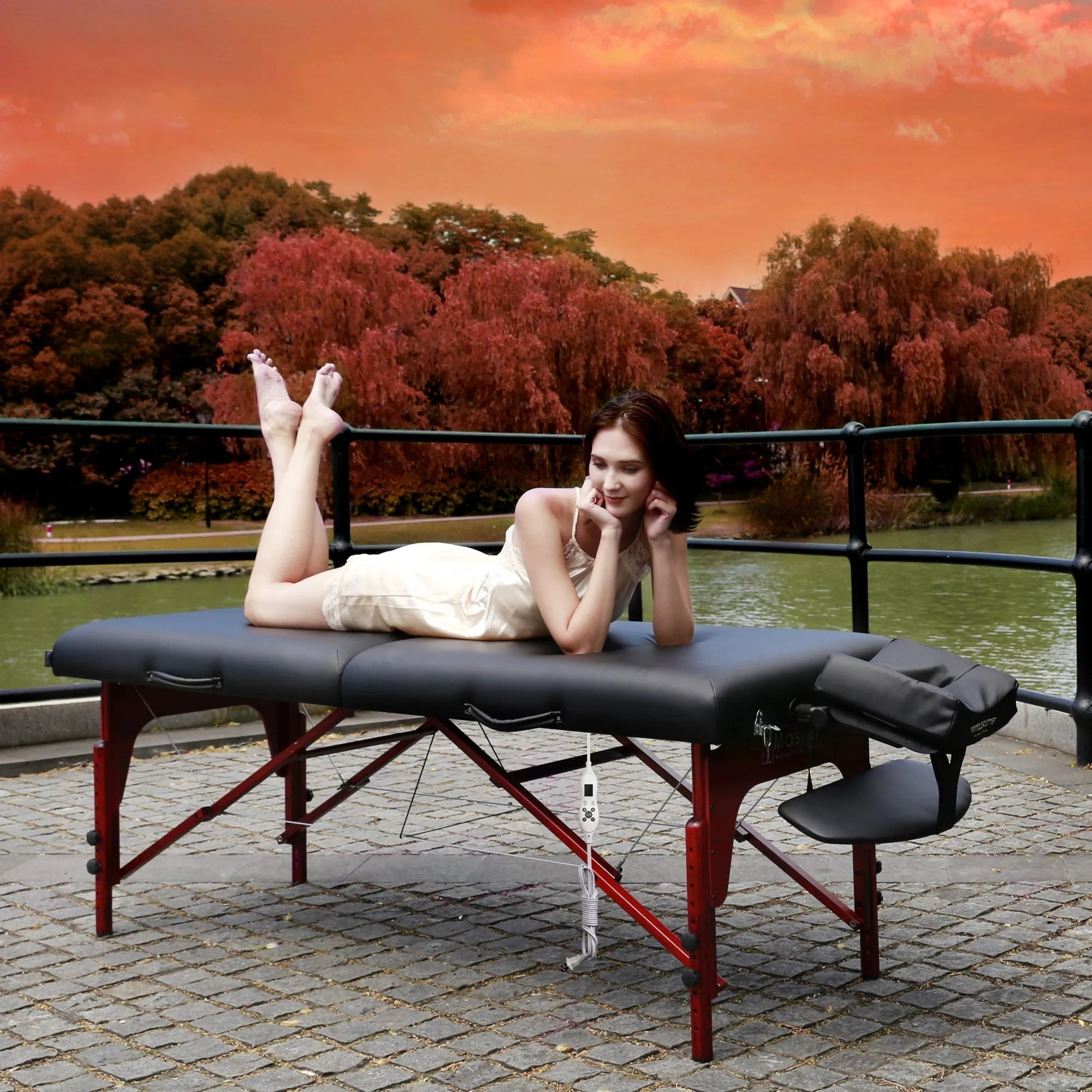 Master Massage Montclair Heated Portable Massage Table / Lash Bed / Beauty Bed