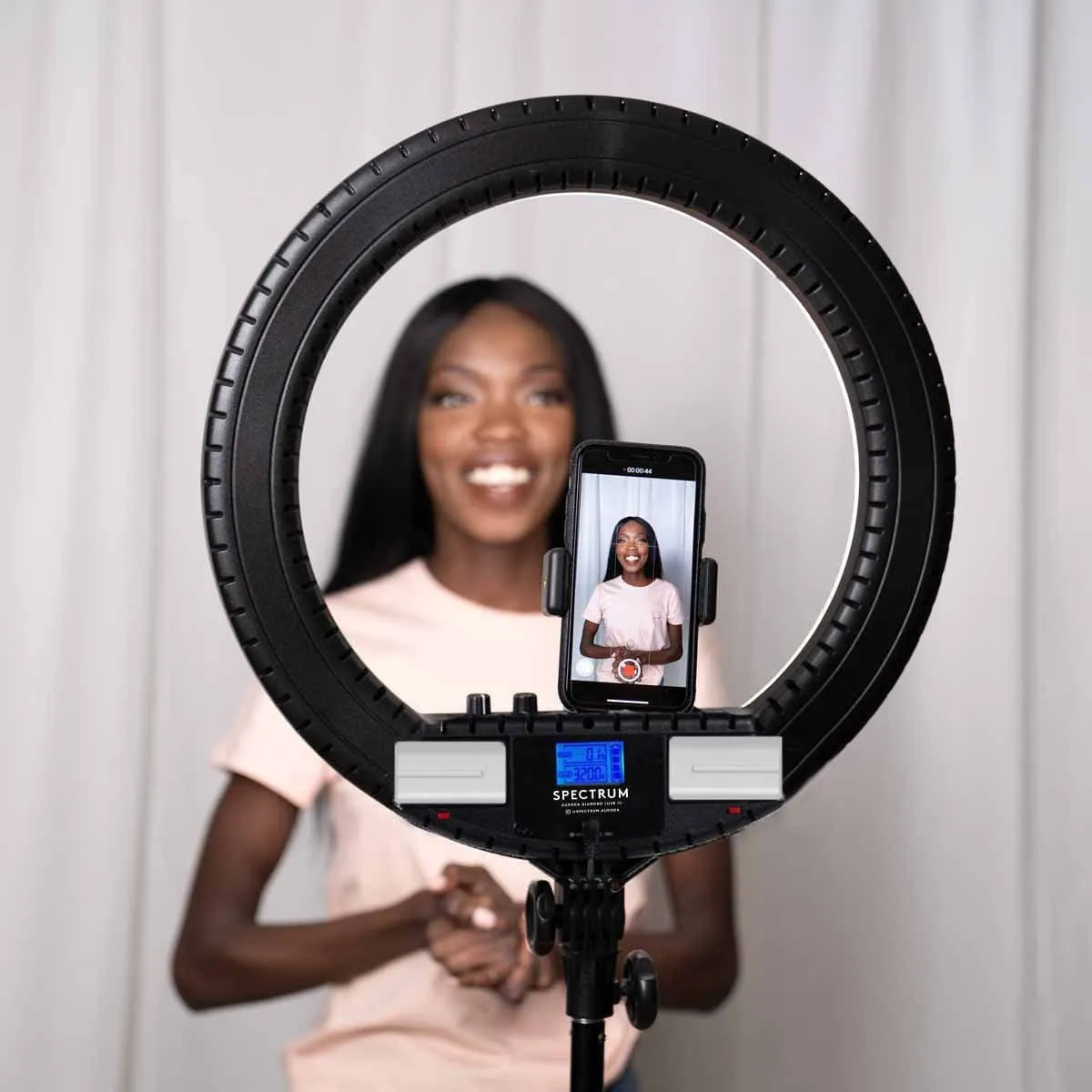 Professional 18" Ring Light LED Portable Diva - Diamond Luxe III